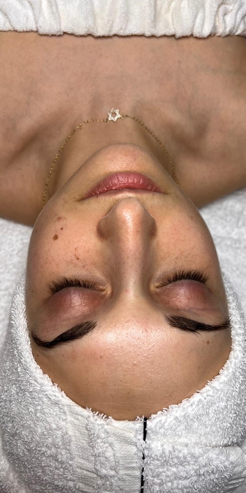 Before brow and lash treatment